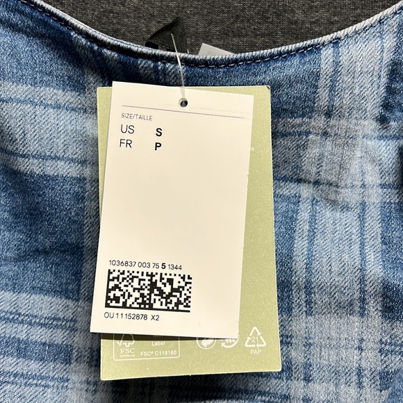 💥3/$15💥NWT - H&M Divided Fitted Denim Dress in Blue - Size Small - Picture 8 of 14